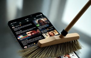 Detox Your Social Media Feed in 15 Minutes a Day Digital detox concept showing negative social media content being cleaned away